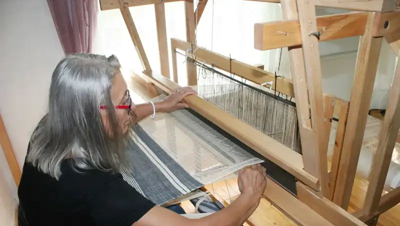 Eski Giysilerin Yeni Hayatı: İplerden Harika Eşyalar Yaratmak