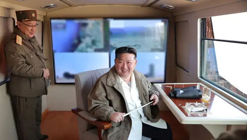Kim Jong Un'dan Şaşırtan Test: Uçaksavar Füzesinin Üstün Savaş Yeteneği