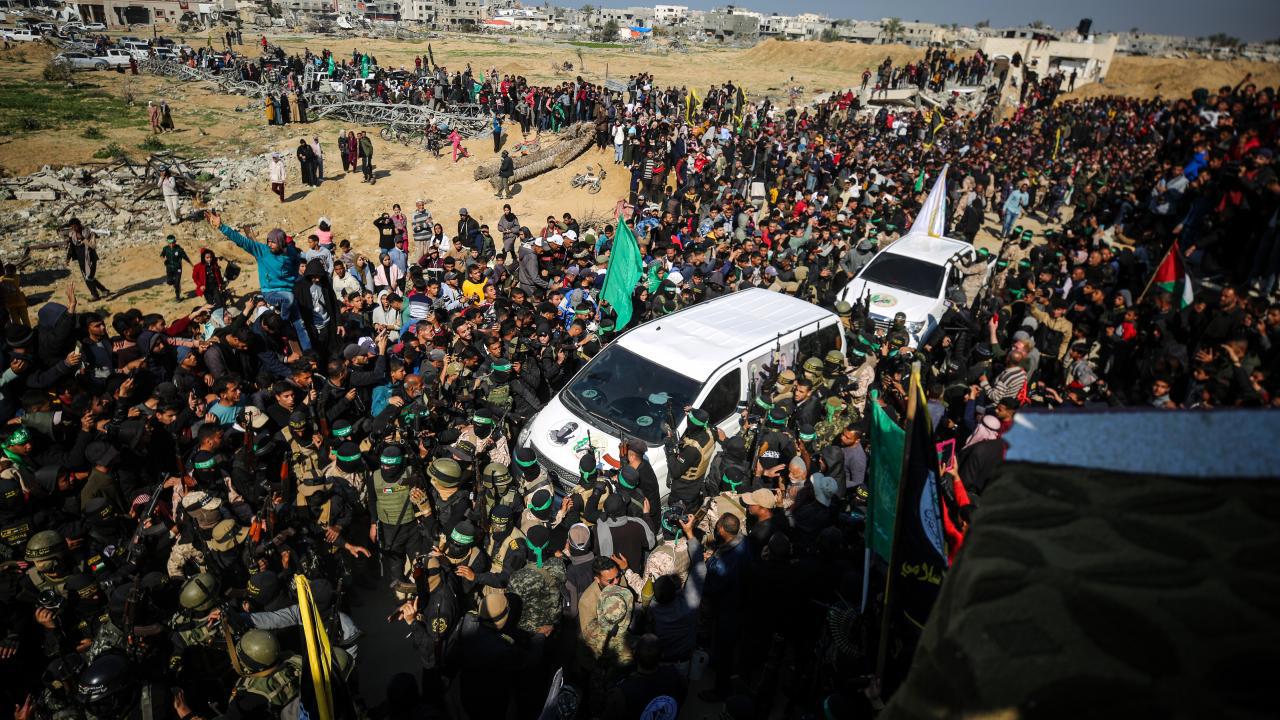 Hamas ile İsrail Arasında Üçüncü Tur Esir Takası Gerçekleşiyor