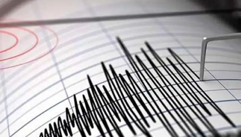 Sındırgı'da Aniden Geldi! 4,3 Büyüklüğünde Deprem Şok Etti