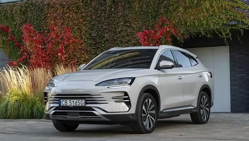 BYD'nin Büyüme Hızı Yavaşladı: Elektrikli Araç Pazarındaki Değişim Neler Getiriyor?