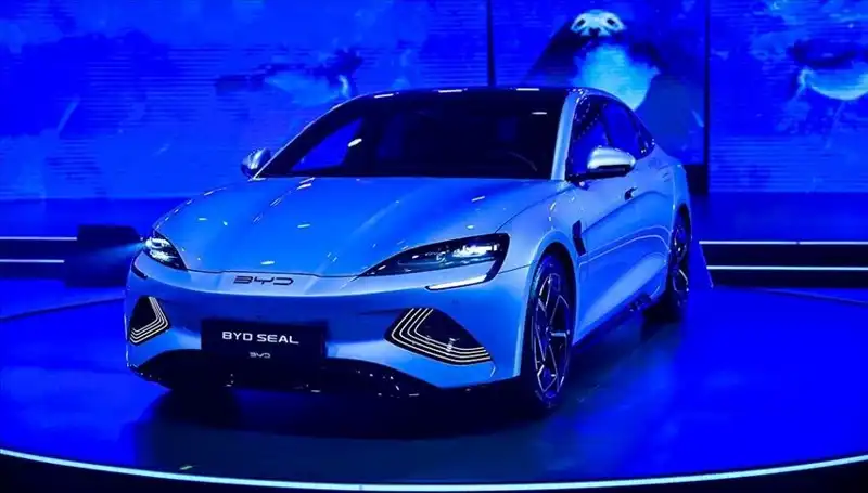 BYD'den Yılın Atak Hamlesi: Elektrikli Araç Pazarında Zirveye Oynuyor