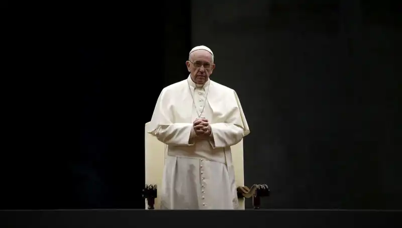Francis'in İnanılmaz Hayatı: Kapıcılıktan Vatikan'ın Zirvesine