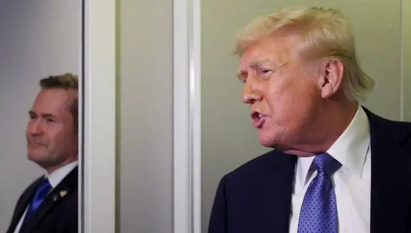 Trump'ın Gizli Planını Sızdıran Mike Waltz Görevden Alındı!