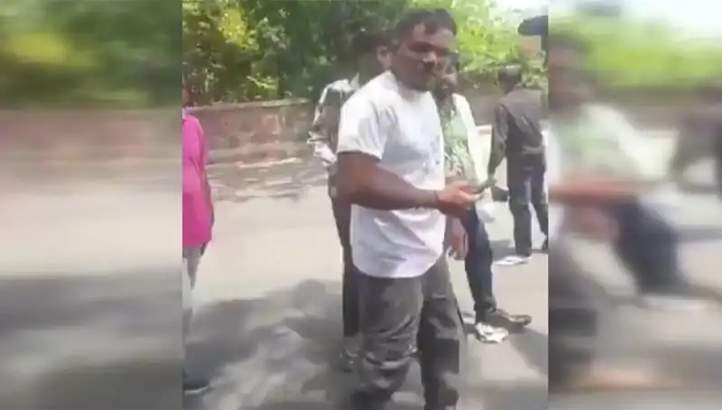 11A Yolcusunun Şok Anları: Uçakta Yaşanan Korkunç Olayı Anlattı