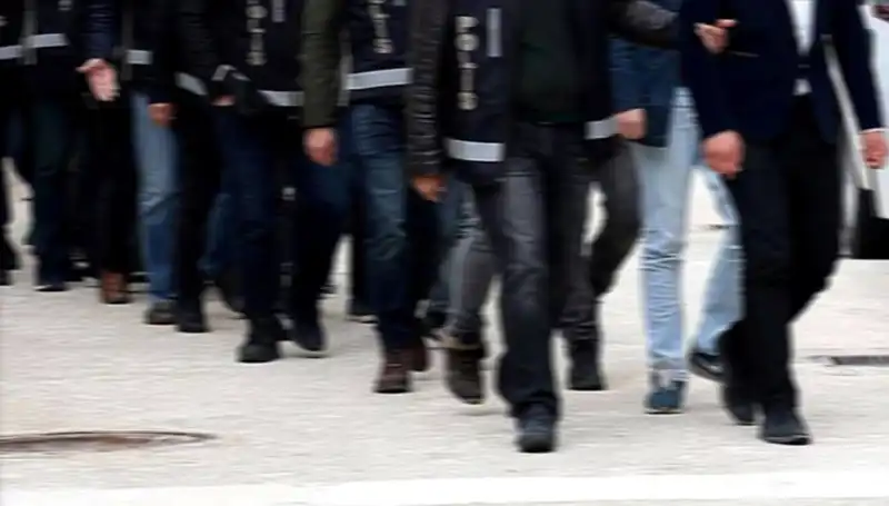 Sosyal Medya "Balkız" Tuzağı: Kadın Profiliyle Gasp Hünersizliğine Dikkat!
