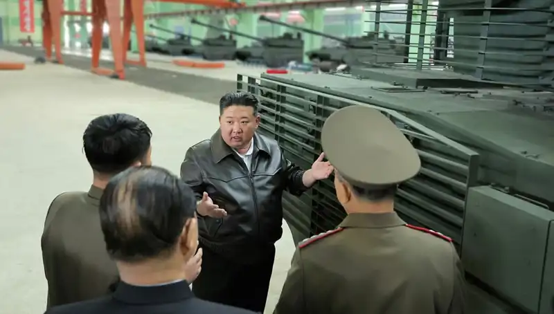Kuzey Kore Lideri Kim Jong-un'dan Çarpıcı Açıklama: "Modern Savaş İçin Daha Fazla Üretin!"