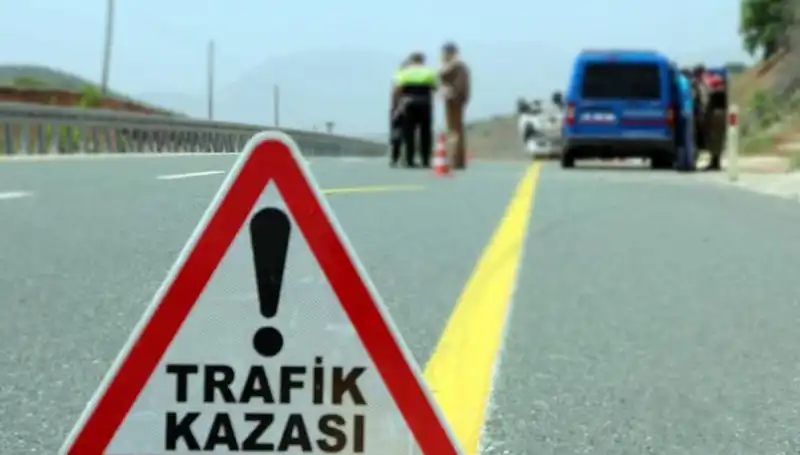 Bitlis'te Üst Üste İki Kaza: 19 Kişi Yaralandı