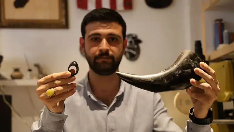 Türk Savaşçılarının Efsanevi Ekipmanı: Manda Boynuzu Nasıl Kullanıldı?