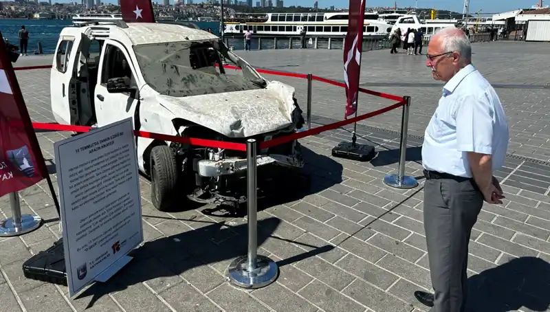 15 Temmuz Darbe Girişimi: Tankların Ezdiği Otomobiller Sergisi Açıldı