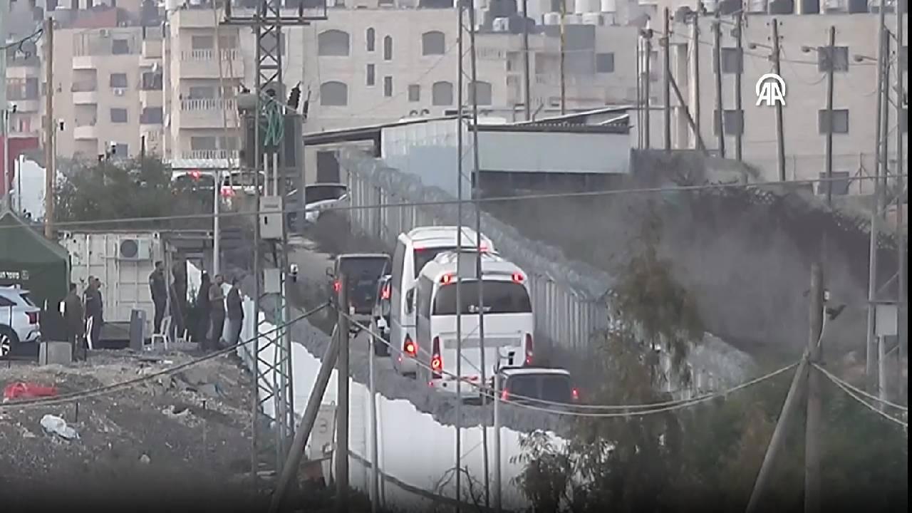 Filistin ve İsrail arasındaki Esir Takası Gerçekleşti