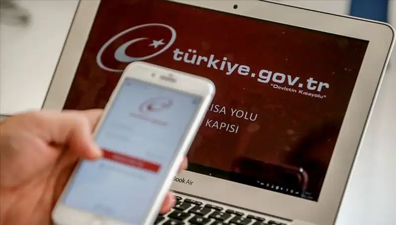 e-Devlet Platformu: Bakan Kacır Müjdeyi Verdi, 8 Bini Aşkın Hizmet Sunuluyor!