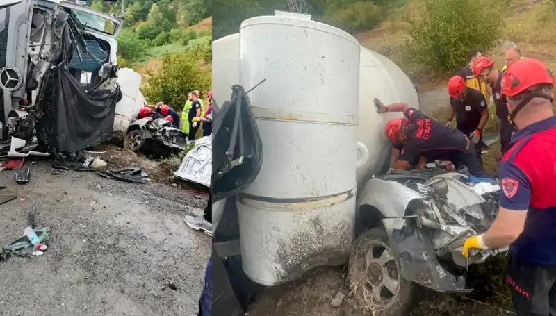 Beton Mikseri Otomobilin Üzerine Devrildi: Feci Kaza, 1 Ölü, 1 Yaralı