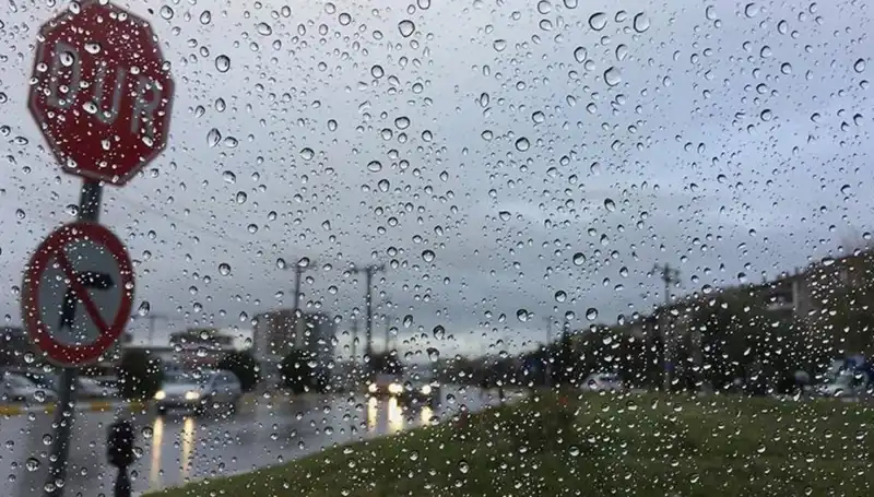 Meteoroloji'den Türkiye Genelinde Sağanak Yağış Uyarısı: 29 Nisan Hava Durumu
