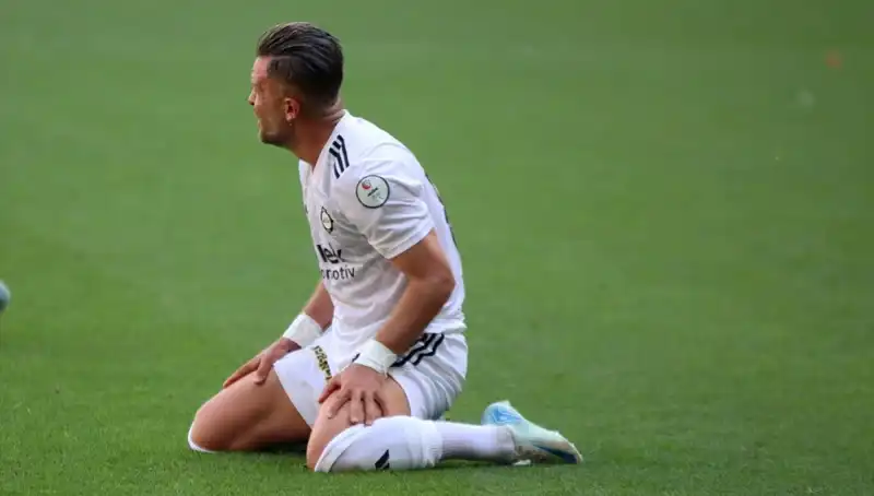 Küme Düşme, İcra ve Haciz: Futbol Kulüplerinde Puan Silme Krizi!