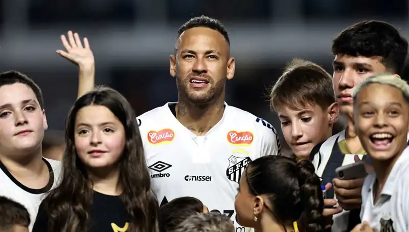 Fenerbahçe, Neymar ile Anlaşarak Transfer Hamlesini Gerçekleştirdi!