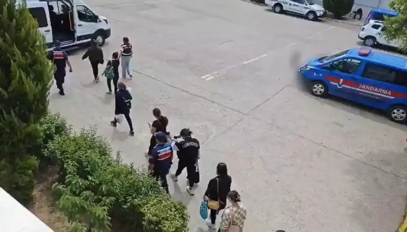 Tayland'da Çalışma İzni Vaadiyle Fuhuş: Kadınların Sesi Olacak Mı?