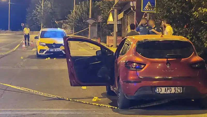 Otomobil Saldırısı Şok Etti: İki Ölü, Beş Yaralı